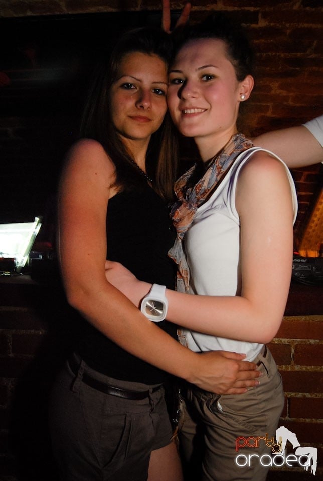 Party Time @ Club Escape, 