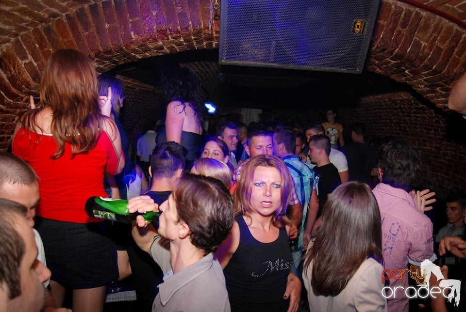 Party Time @ Club Escape, 