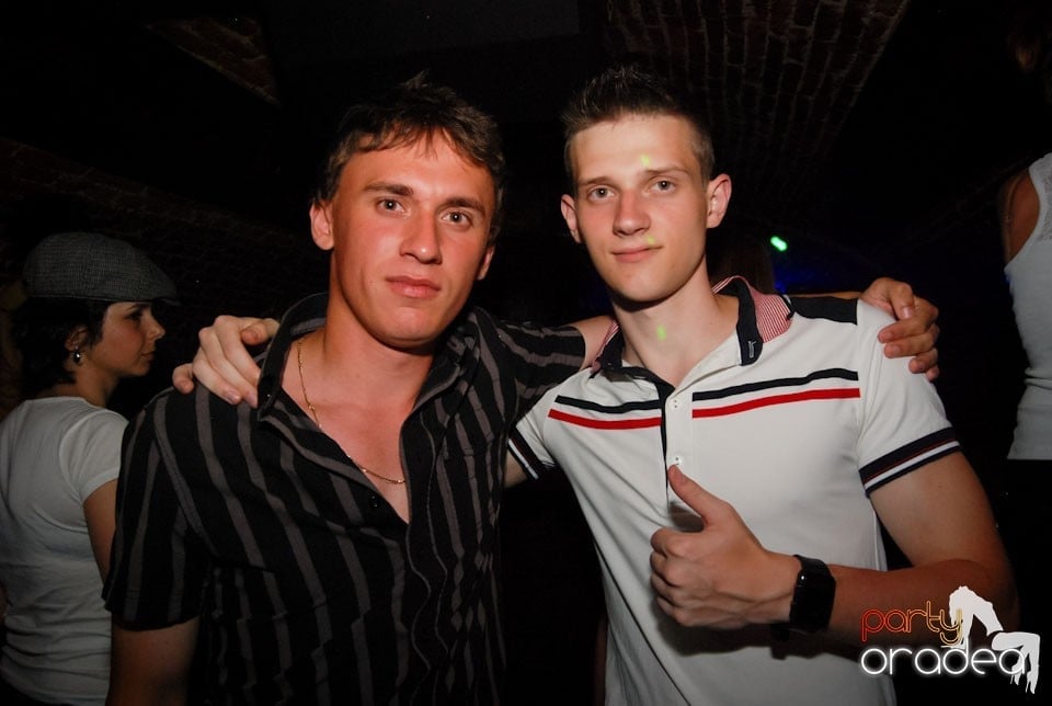 Party Time @ Club Escape, 