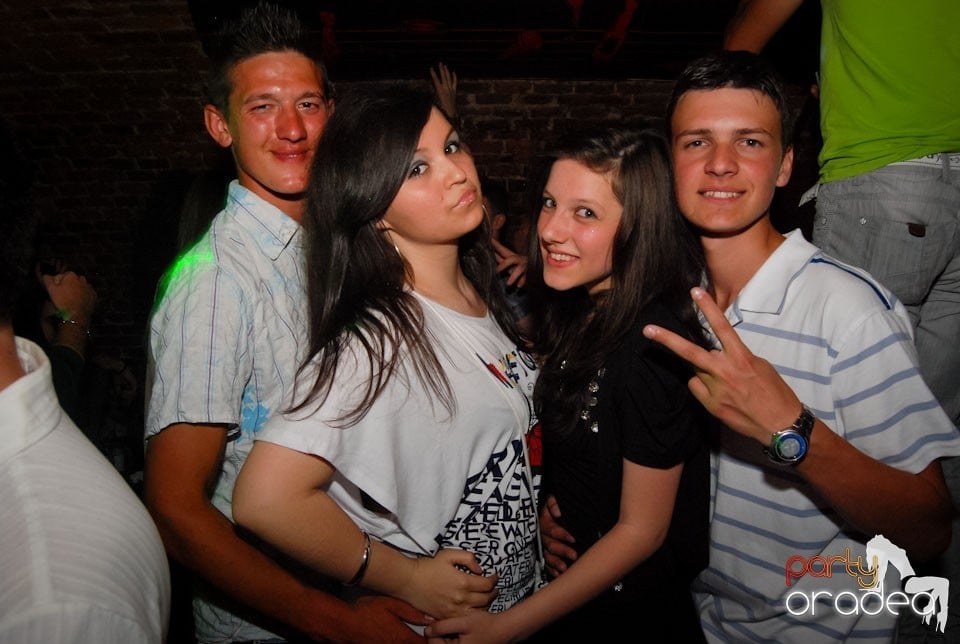 Party Time @ Club Escape, 