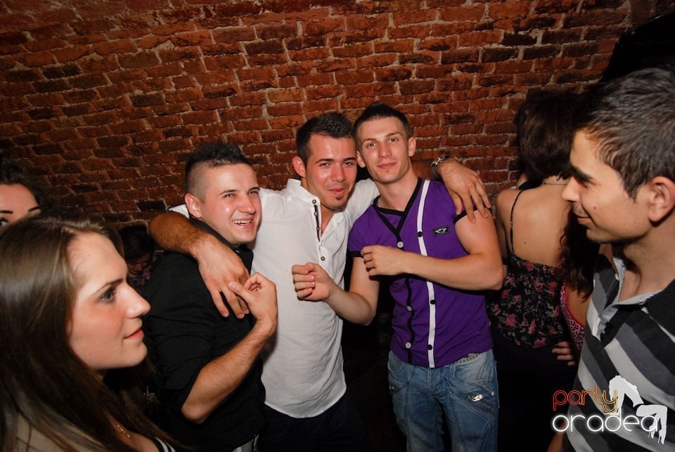 Party Time @ Club Escape, 