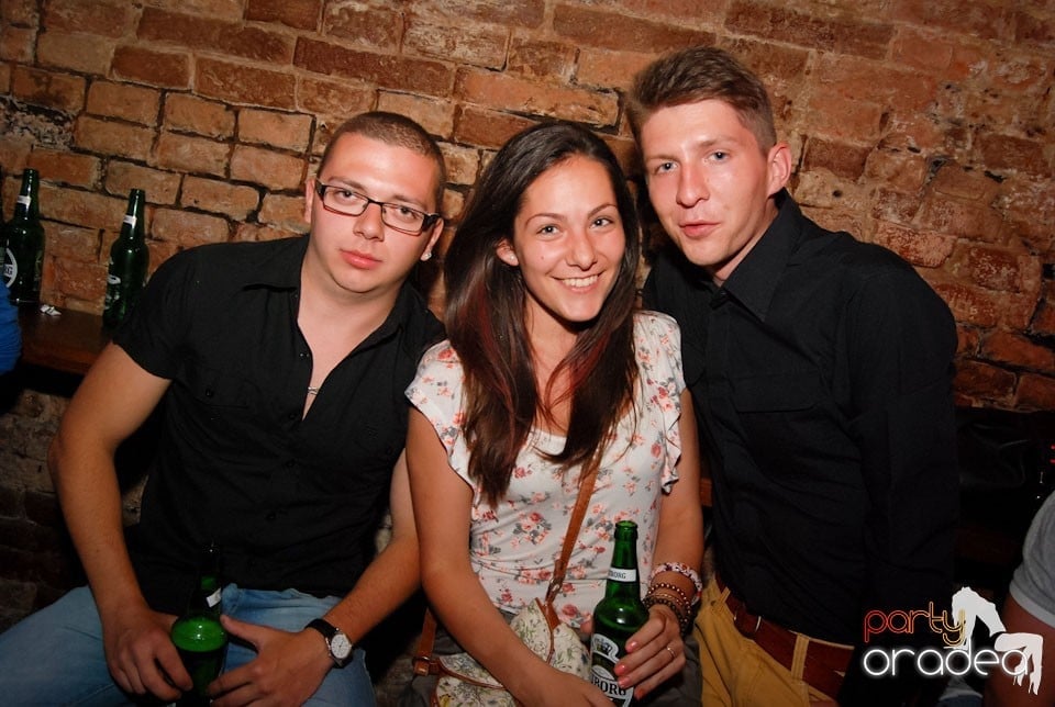 Party Time @ Club Escape, 