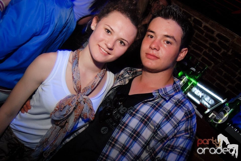 Party Time @ Club Escape, 