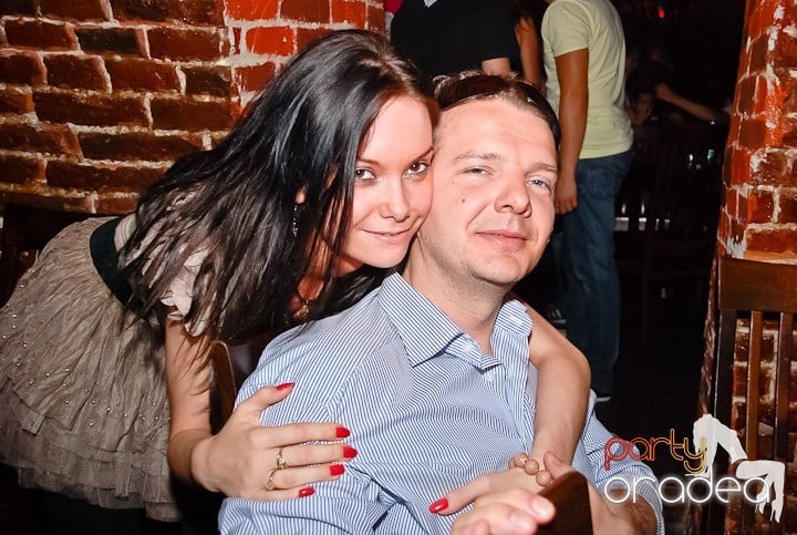 Party time în Club Escape, 