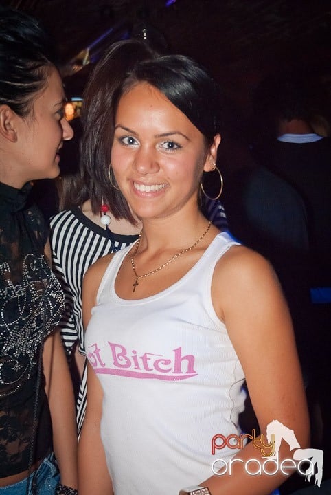 Party time în Club Escape, 