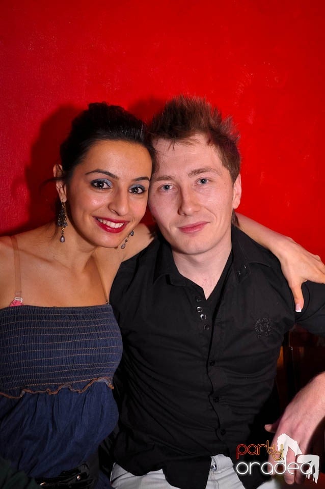 Party time în Downtown, 