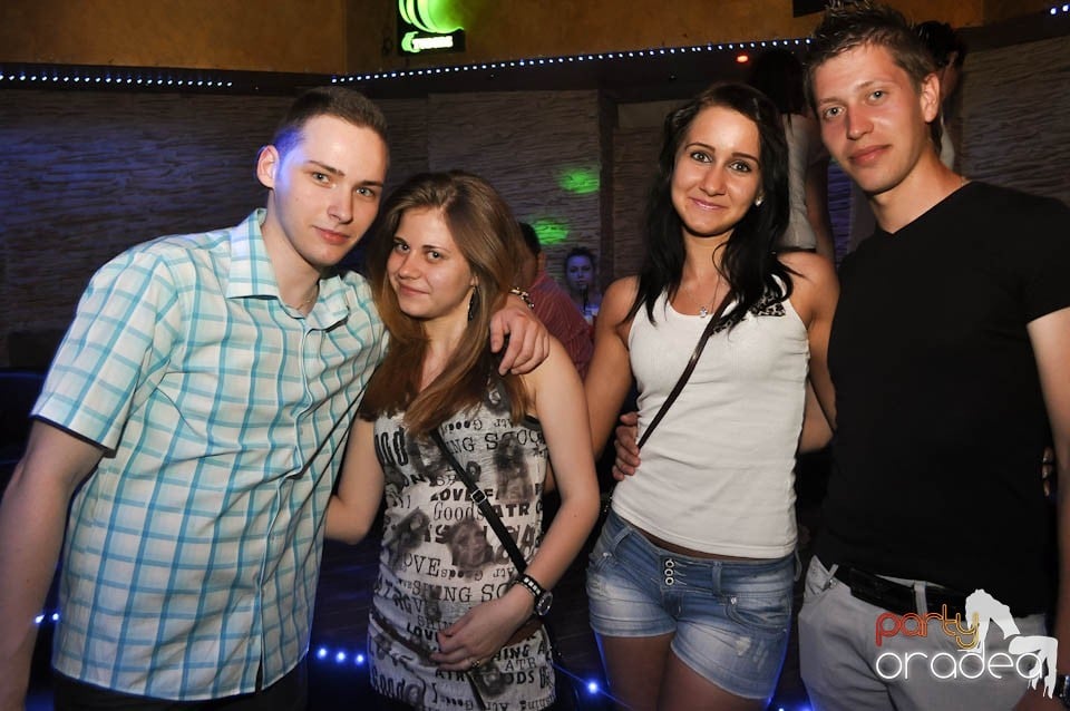 Party time în Downtown!, 