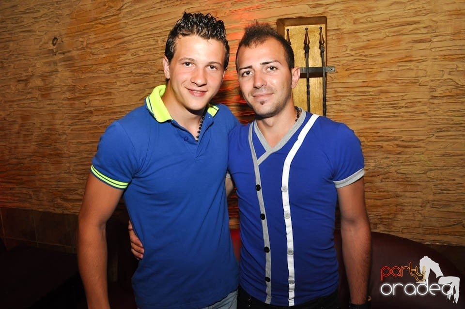 Party time în Downtown!, 