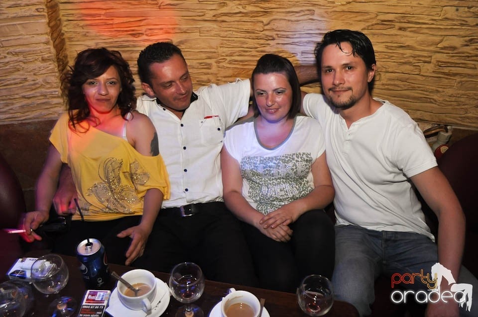 Party time în Downtown!, 