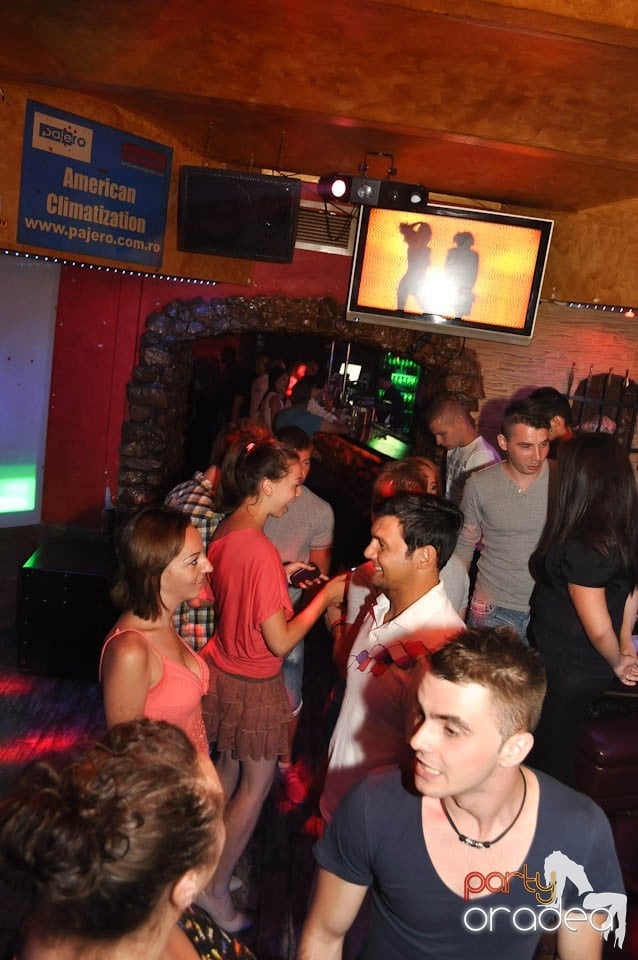 Party time în Downtown!, 