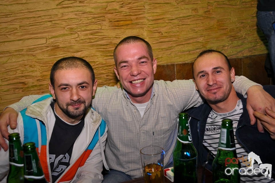 Party time în Downtown, 