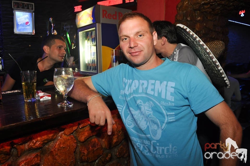 Party time în Downtown!, 