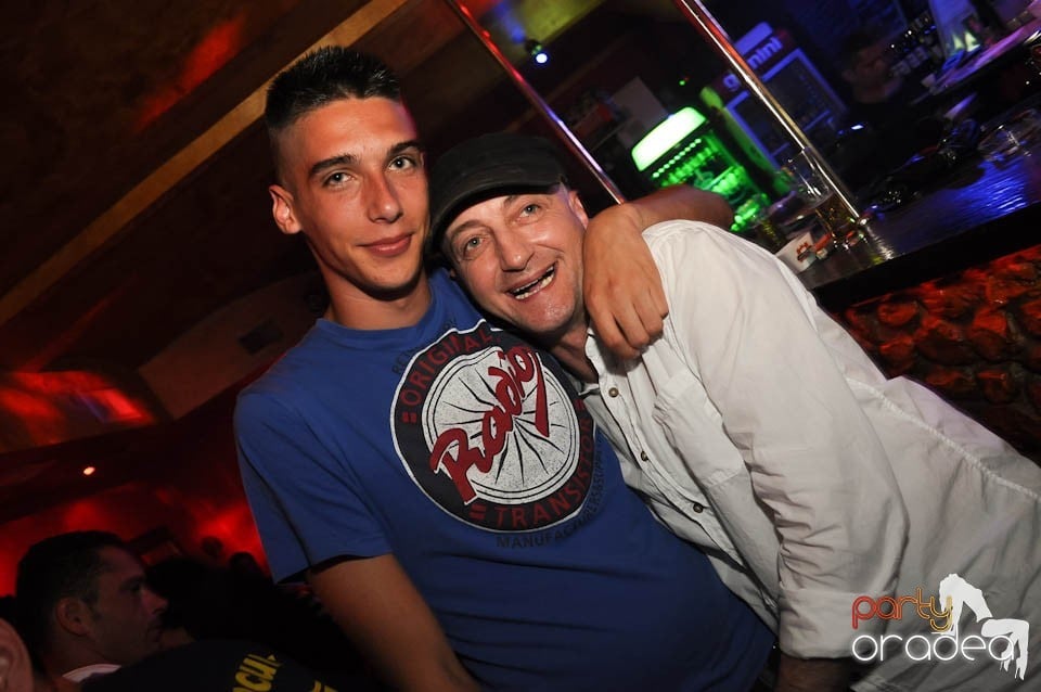 Party time în Downtown!, 