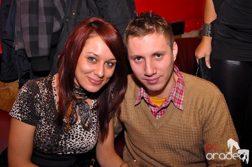 Party time în Downtown, 