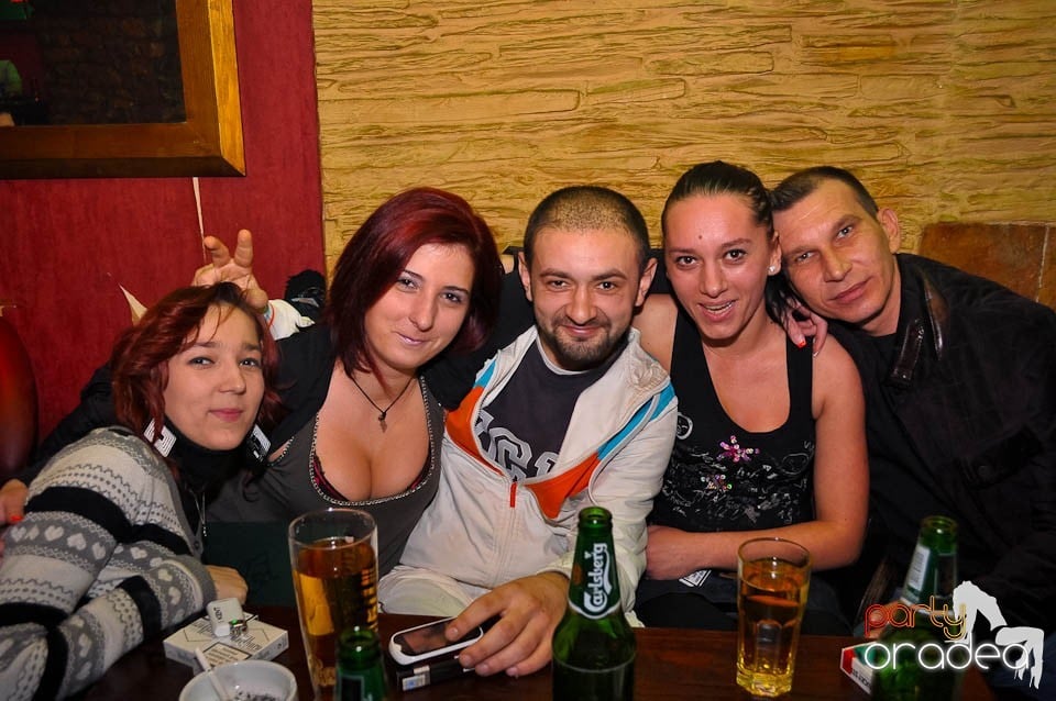 Party time în Downtown, 