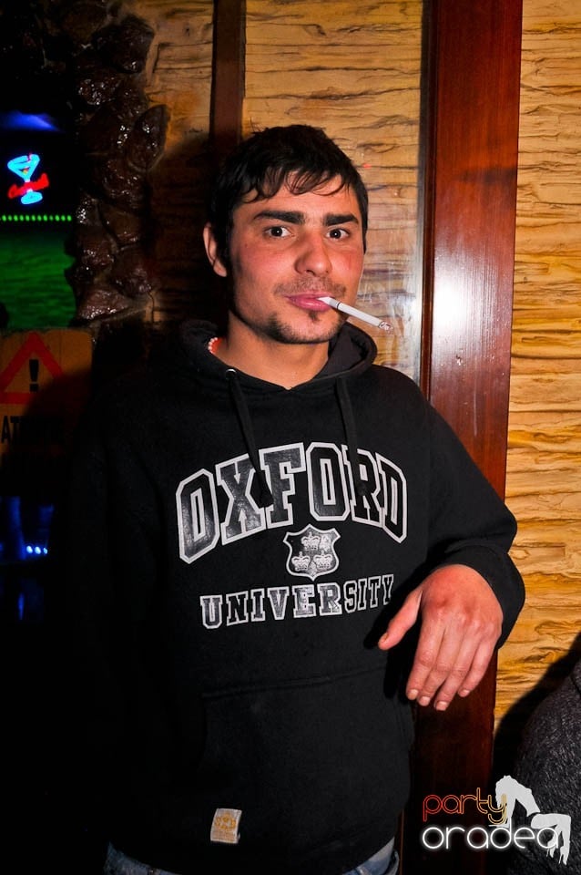 Party time în Downtown, 