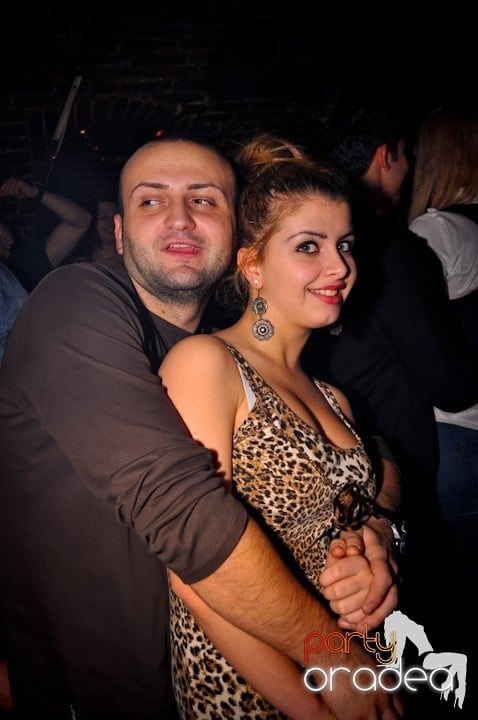 Party Time în Escape, 