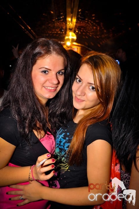 Party Time în Escape, 