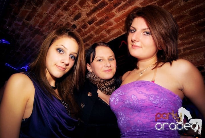 Party time în Escape, 