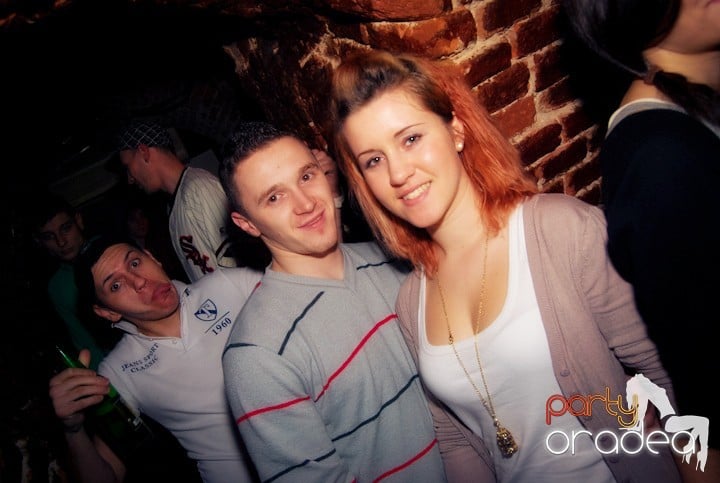 Party time în Escape, 