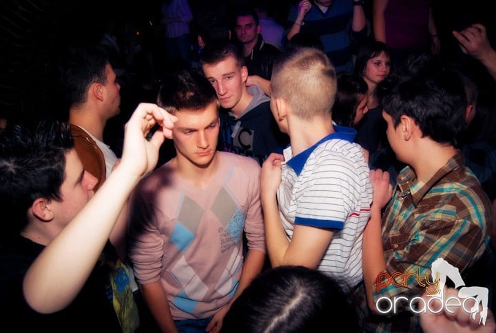 Party time în Escape, 