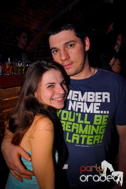 Party Time în Escape, 