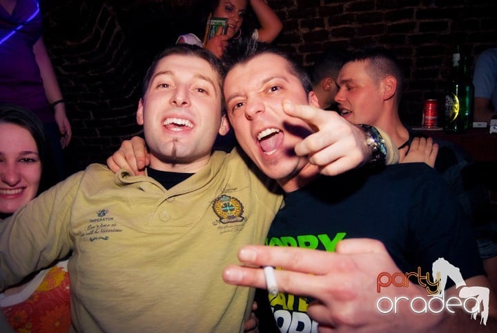 Party time în Escape, 