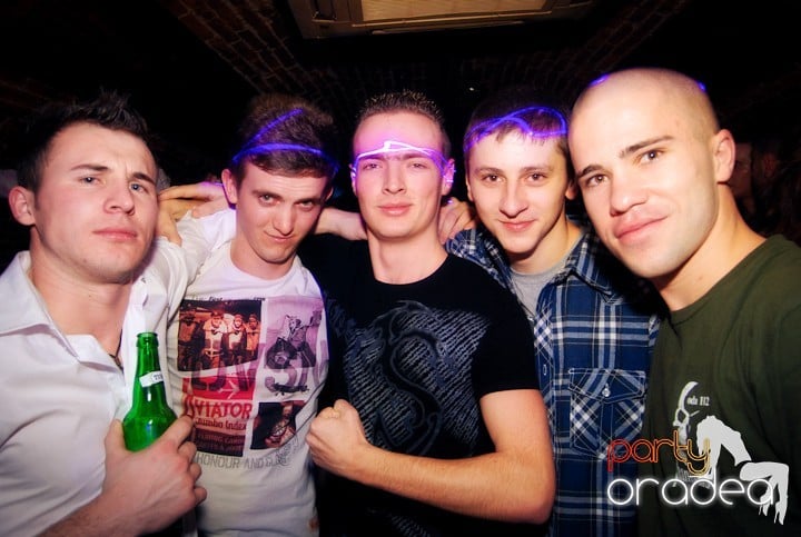 Party time în Escape, 