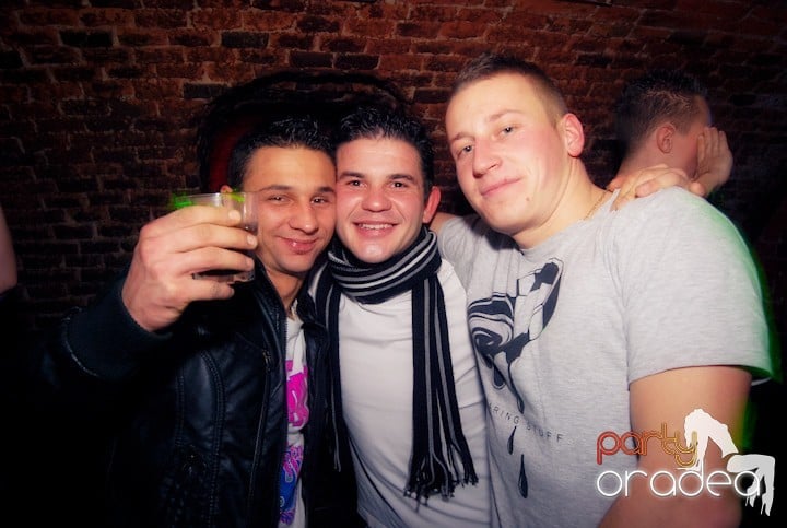 Party time în Escape, 