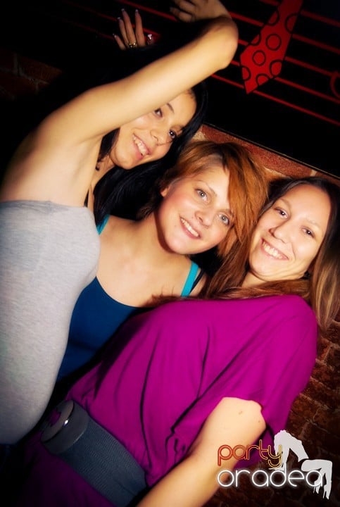 Party time în Escape, 