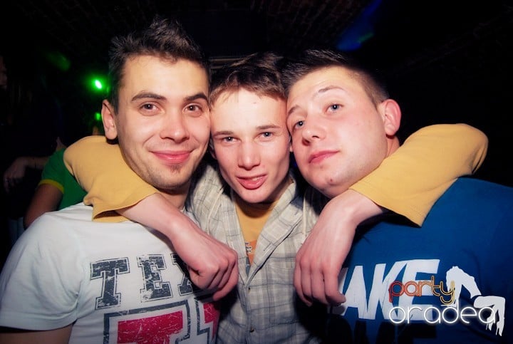 Party time în Escape, 