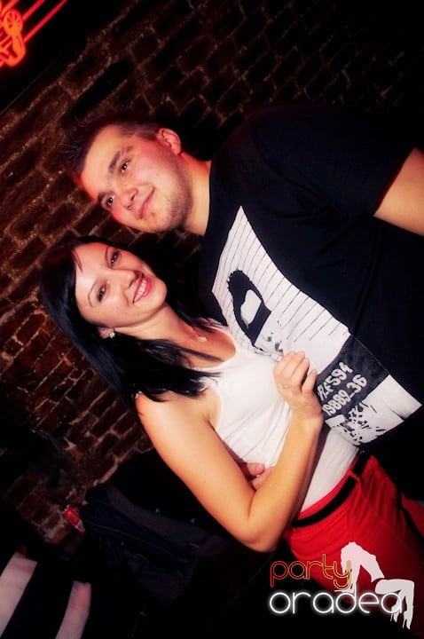 Party time în Escape, 