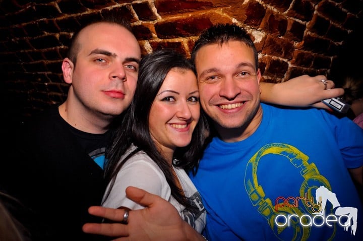 Party Time în Escape, 