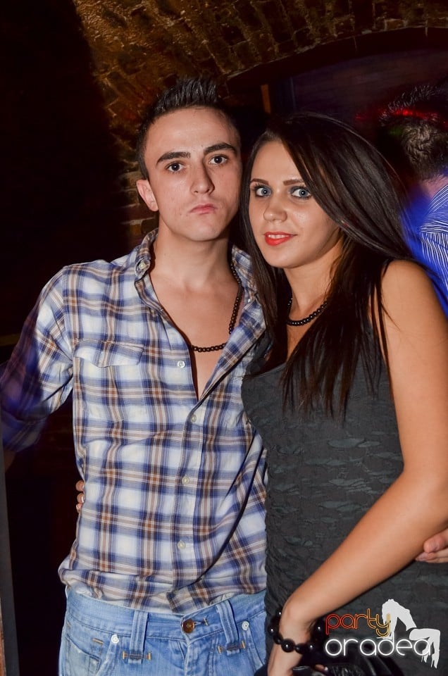 Party Tonight @ Club Escape,