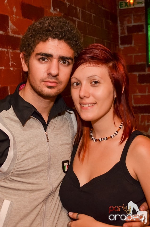 Party Tonight @ Club Escape,