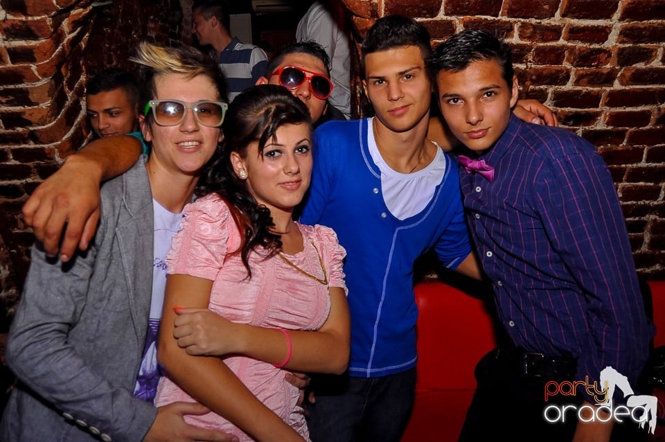 Party Tonight @ Club Escape, 