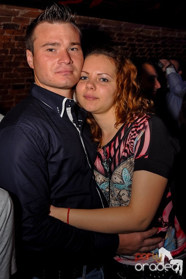 Party Tonight @ Club Escape, 