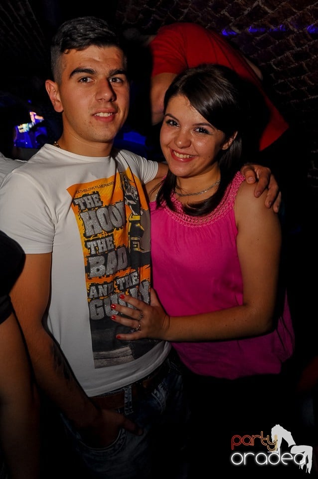 Party Tonight @ Club Escape, 