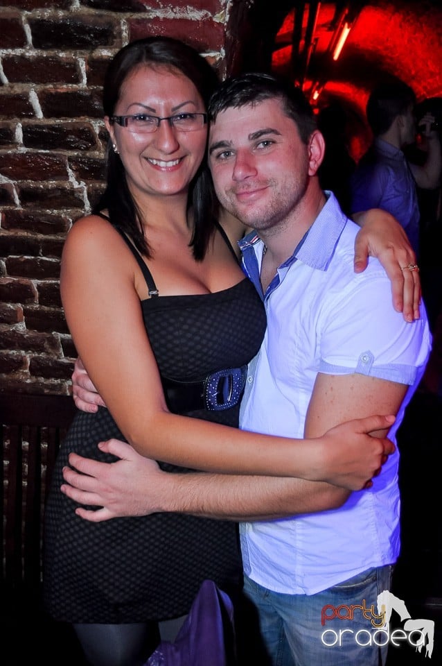 Party Tonight @ Club Escape, 