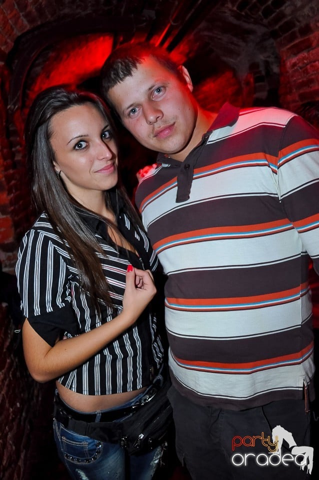 Party Tonight @ Club Escape, 