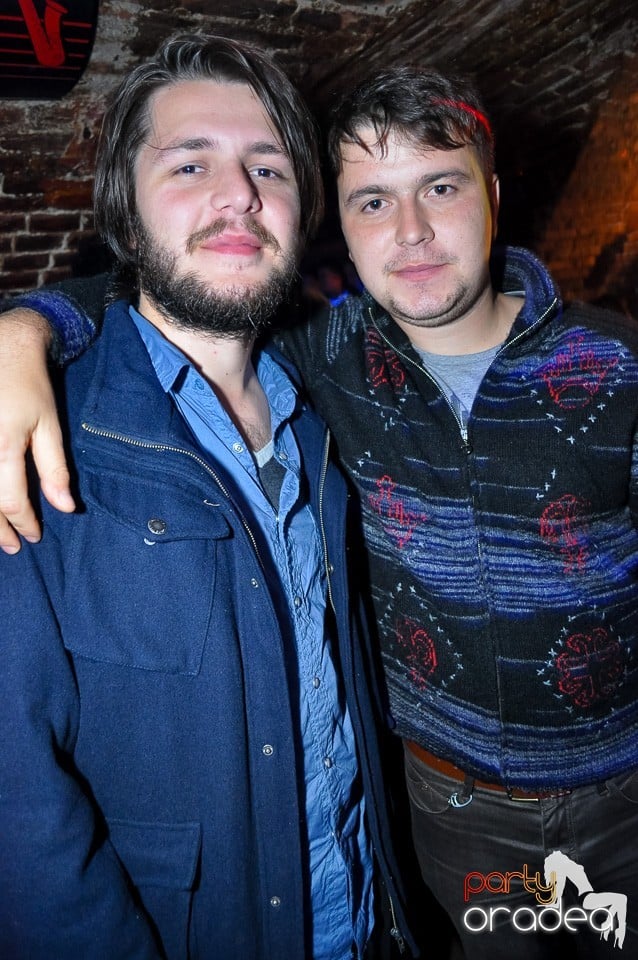 Party Tonight @ Club Escape, 