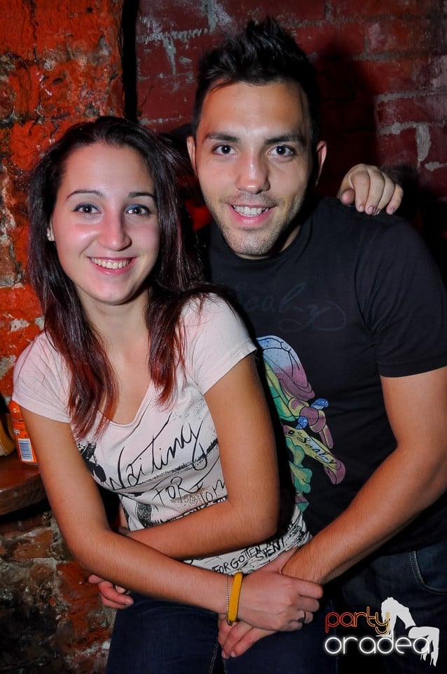 Party Tonight @ Club Escape, 