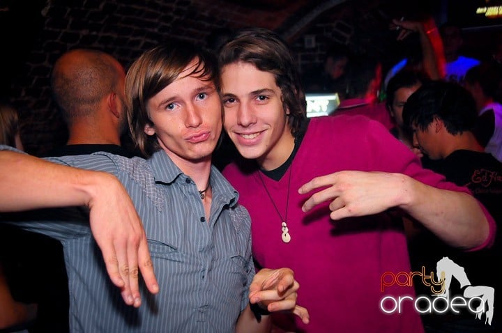 Party-ul de miercuri seara, 