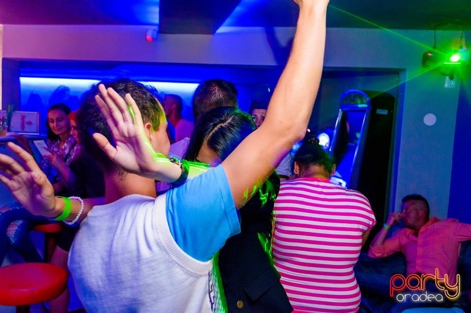 Party With Dj Biro, 