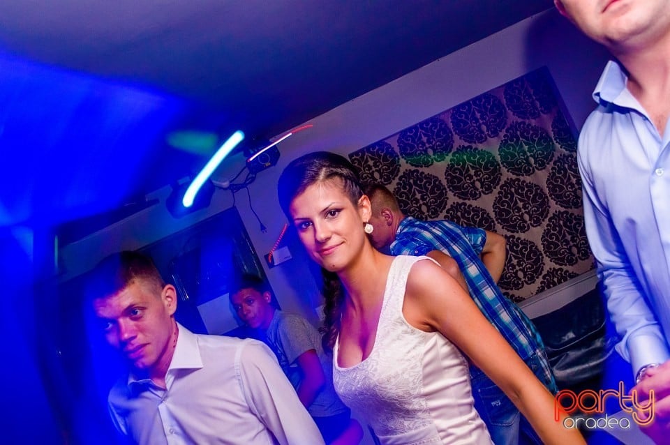 Party With Dj Biro, 