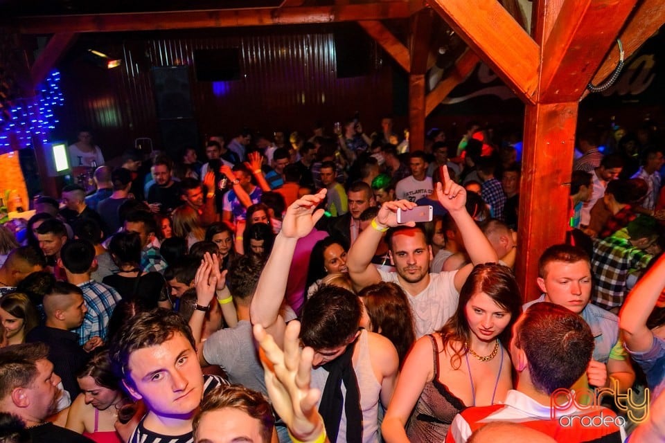 Party With Dj Wallas, Mc Dizzy & Bozsek Márk,