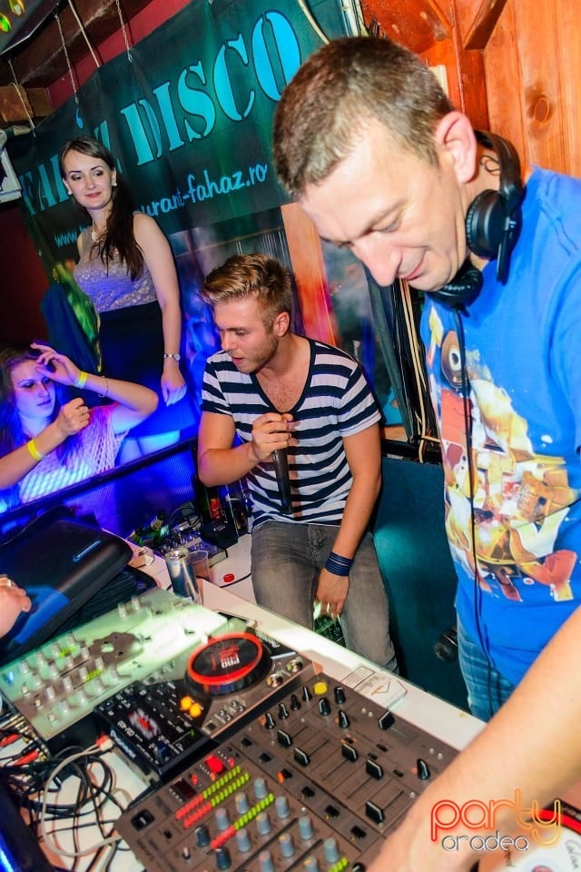 Party With Dj Wallas, Mc Dizzy & Bozsek Márk, 