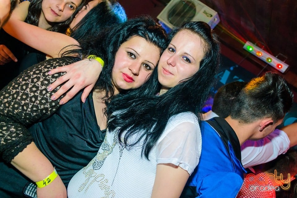 Party With Dj Wallas, Mc Dizzy & Bozsek Márk, 