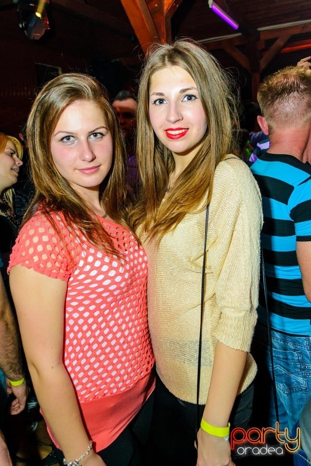 Party With Dj Wallas, Mc Dizzy & Bozsek Márk,