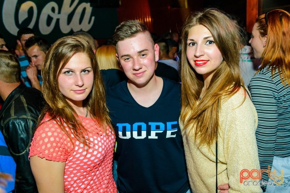 Party With Dj Wallas, Mc Dizzy & Bozsek Márk, 